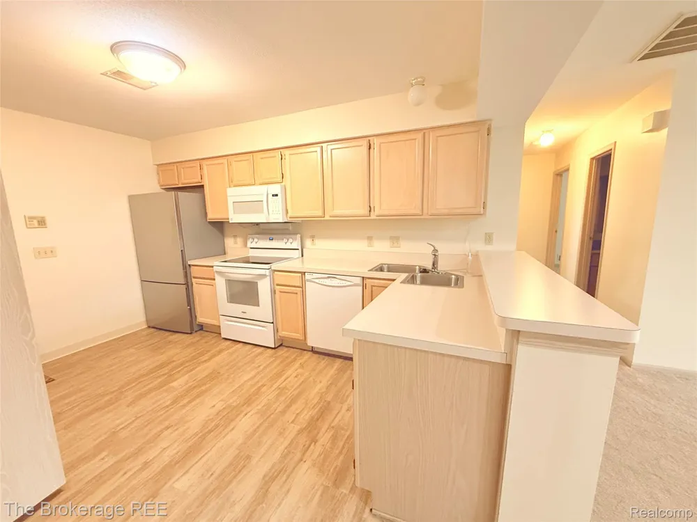 610 Perry Creek Drive Grand Blanc City, MI 48439