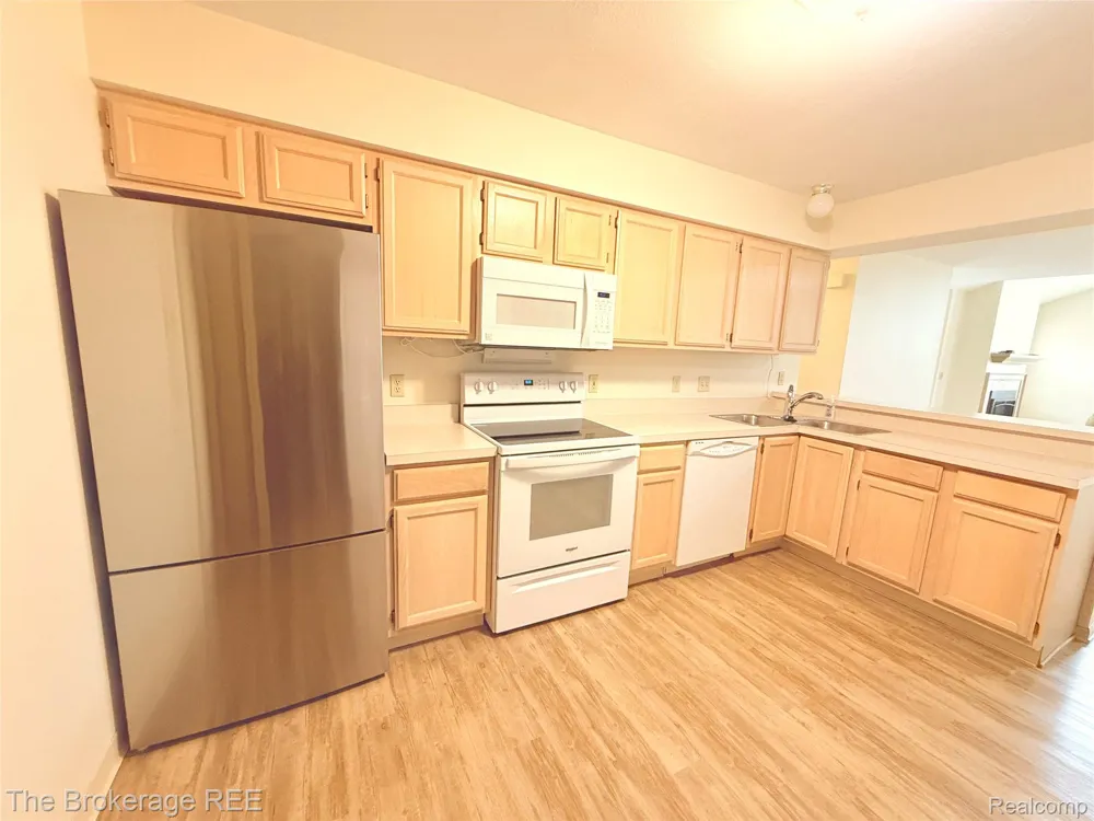 610 Perry Creek Drive Grand Blanc City, MI 48439