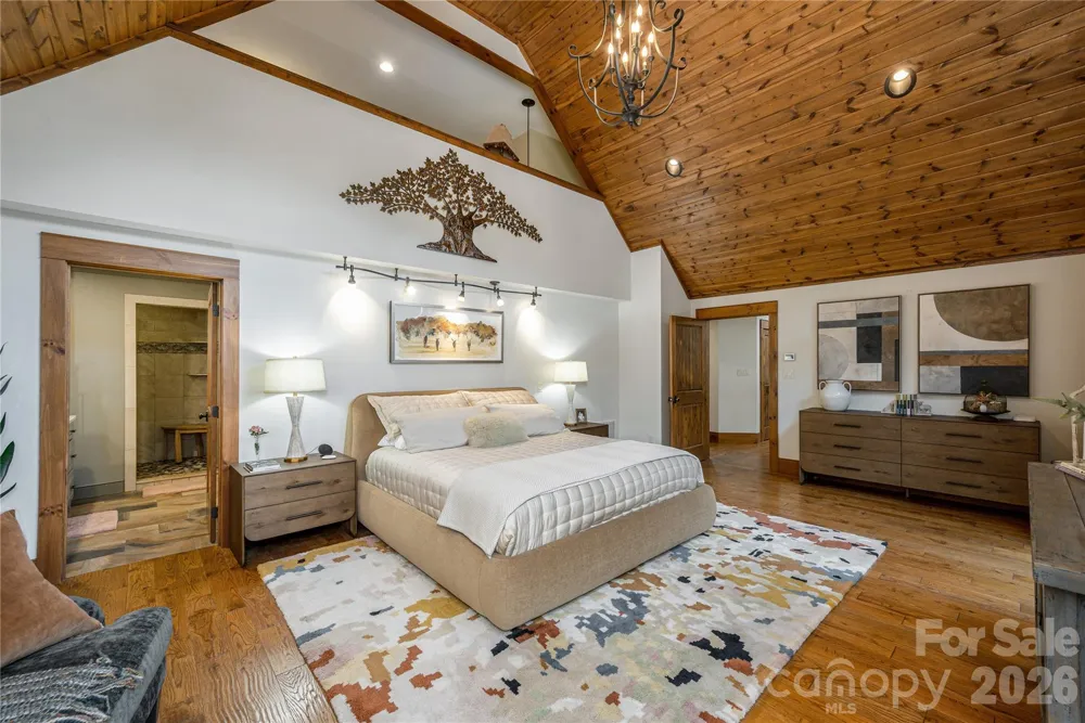 345 Prospect Drive Burnsville, NC 28714