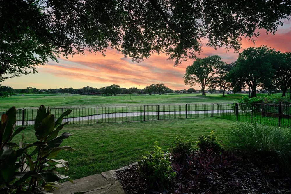 2125 Clubside Drive Corinth, TX 76210