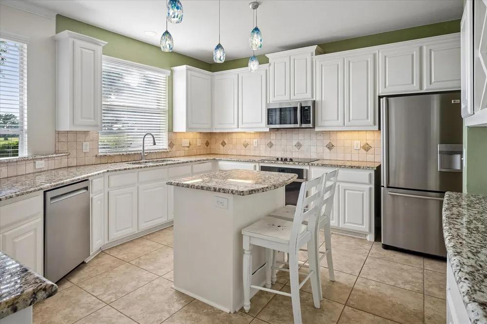 2125 Clubside Drive Corinth, TX 76210