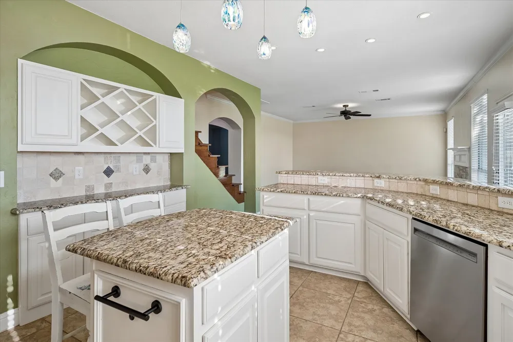 2125 Clubside Drive Corinth, TX 76210