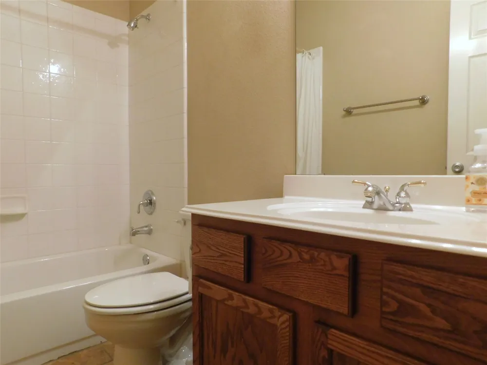 108 Red Bluff Drive Hickory Creek, TX 75065
