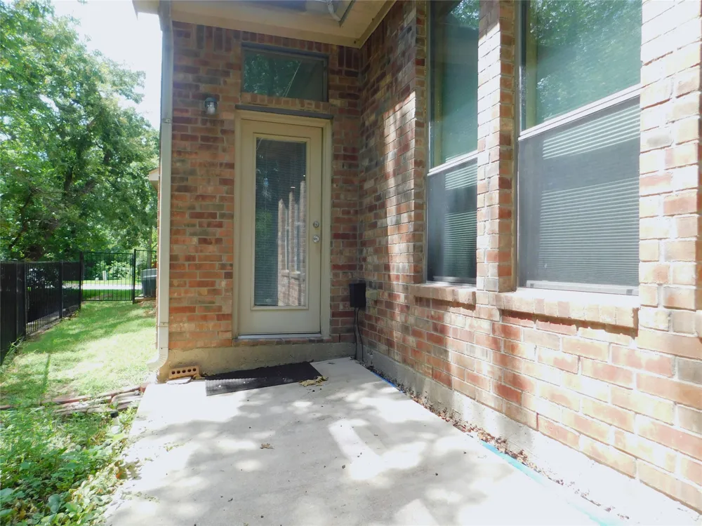 108 Red Bluff Drive Hickory Creek, TX 75065