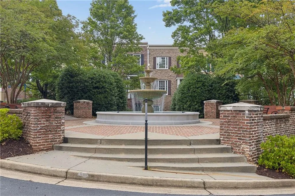 997 Pearl Point Sandy Springs, GA 30328