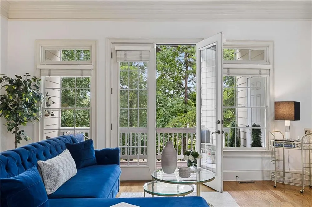 997 Pearl Point Sandy Springs, GA 30328