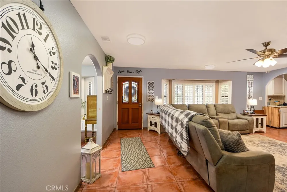 1529 Olive Ramona, CA 92065