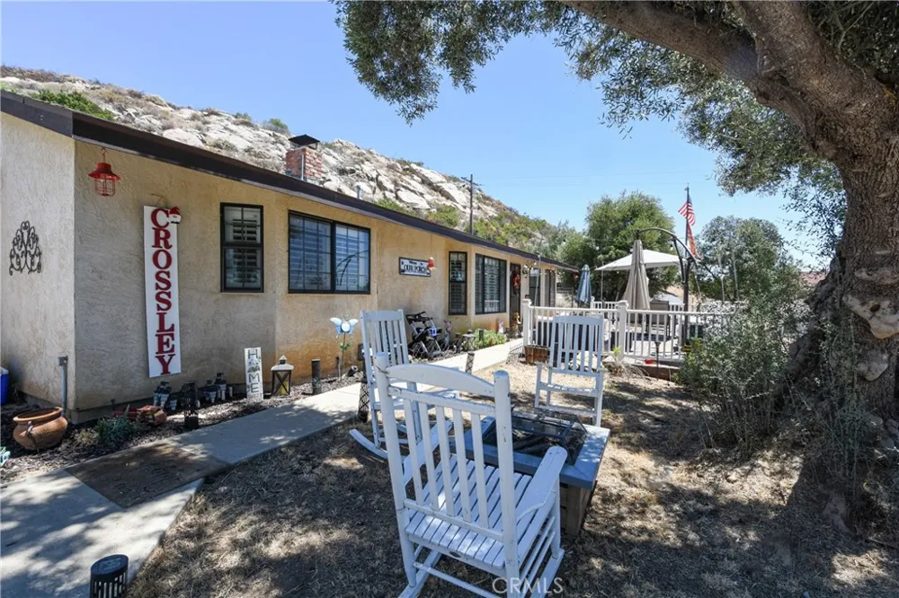 1529 Olive Ramona, CA 92065