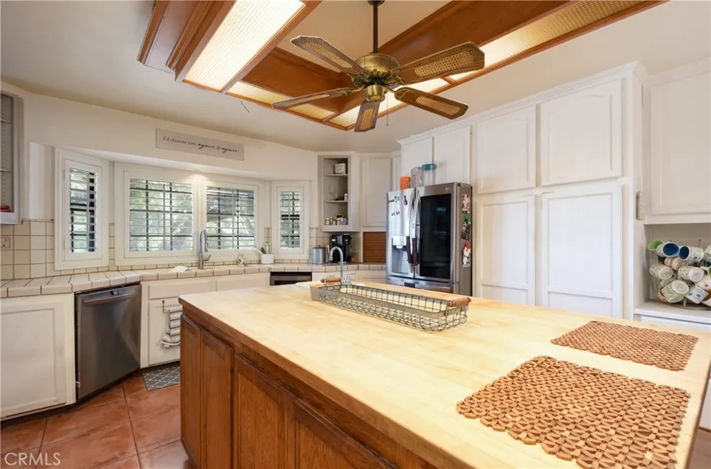 1529 Olive Ramona, CA 92065