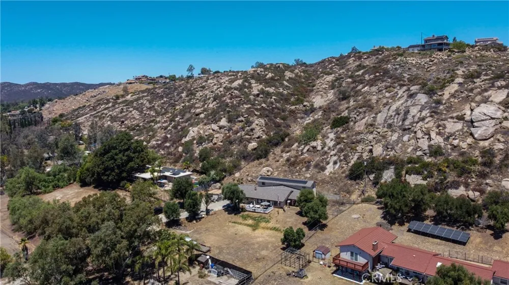 1529 Olive Ramona, CA 92065