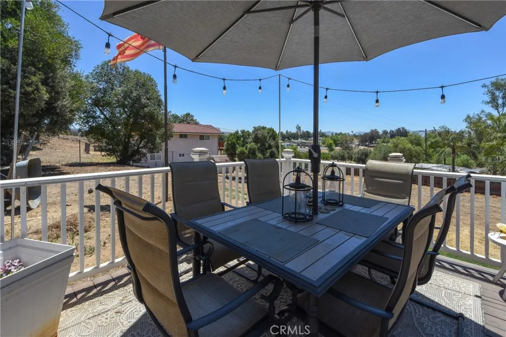 1529 Olive Ramona, CA 92065