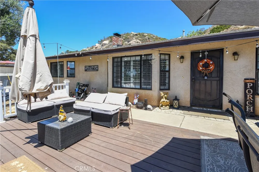 1529 Olive Ramona, CA 92065