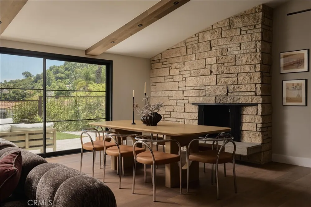 3655 Wrightwood Studio City, CA 91604