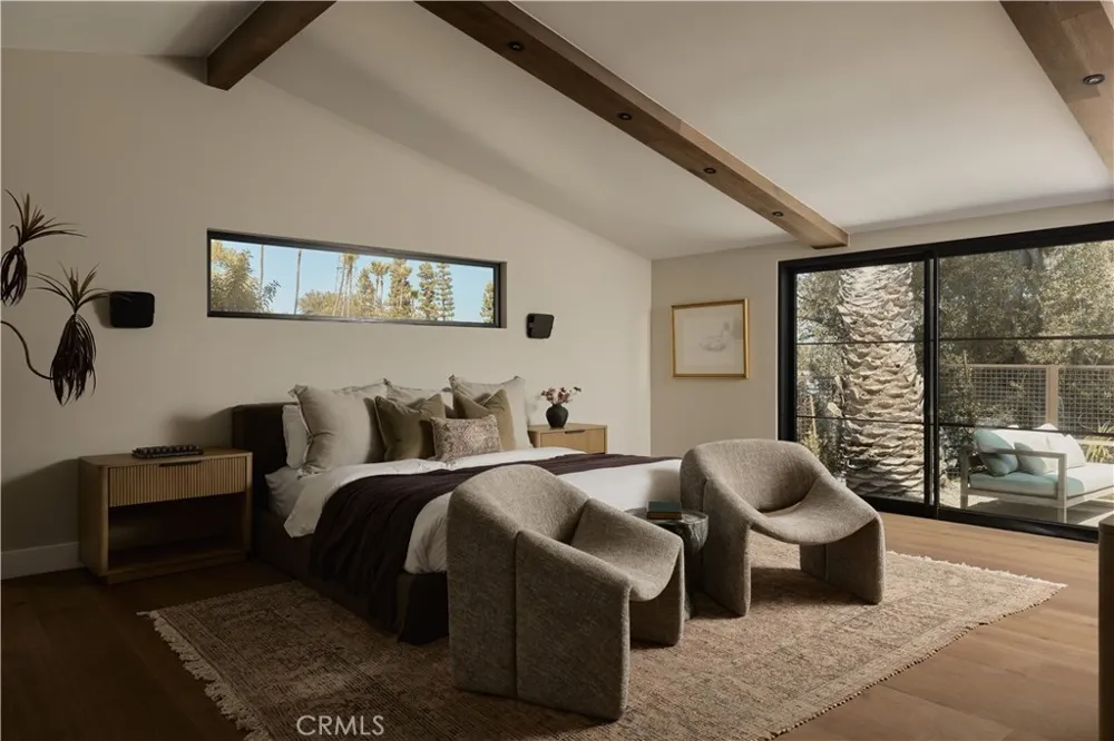 3655 Wrightwood Studio City, CA 91604