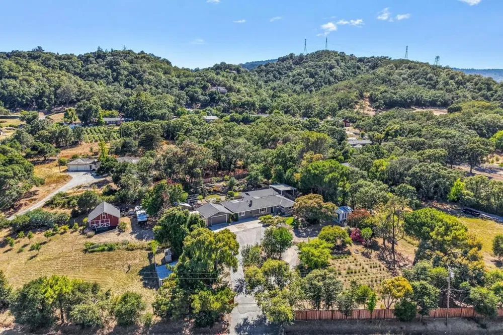 9465 Watsonville Road Gilroy, CA 95020