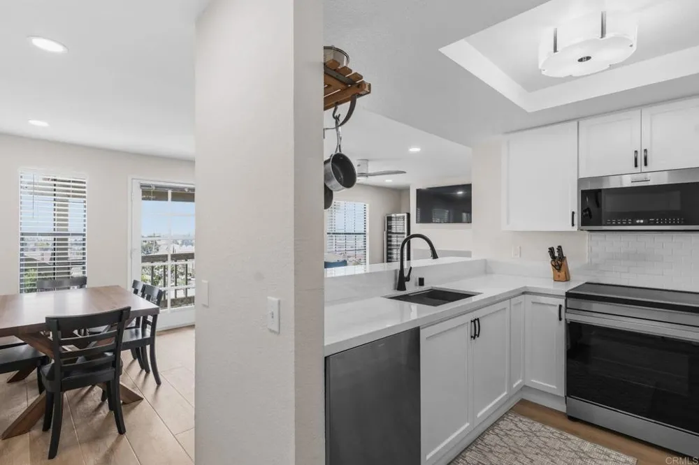3961 Hortensia Street #H10 San Diego, CA 92110