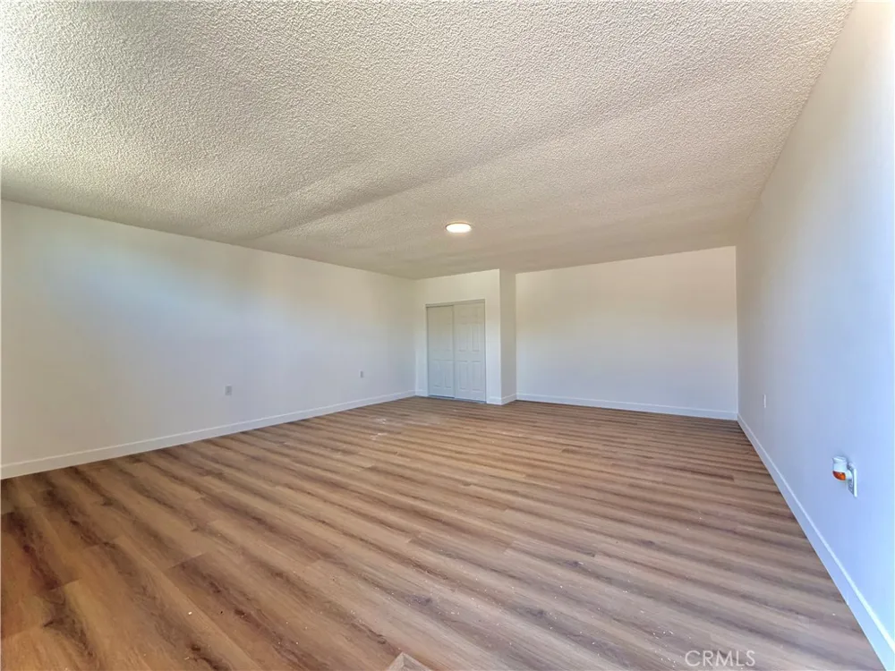 682 E La Verne Avenue Pomona, CA 91767