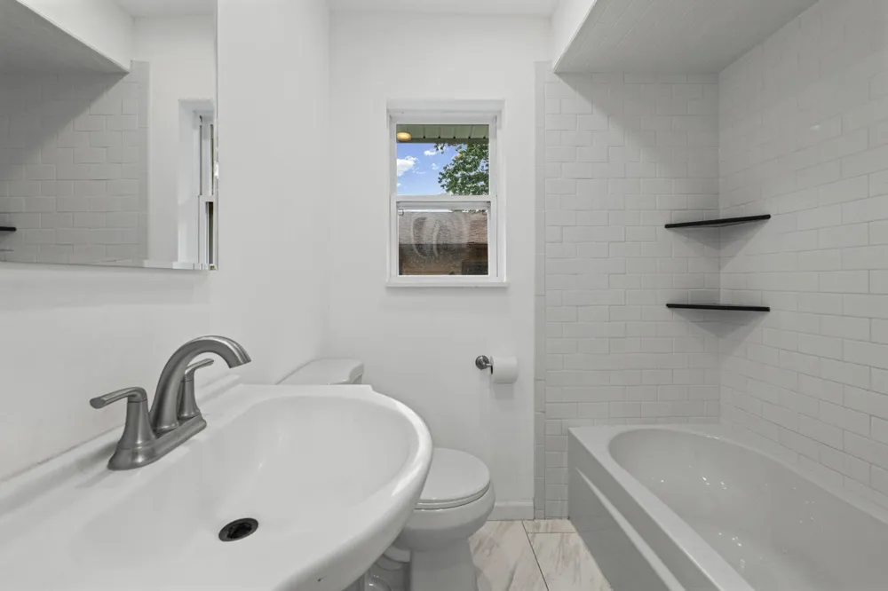 6777 Dandison Boulevard West Bloomfield Charter Township, MI 48324