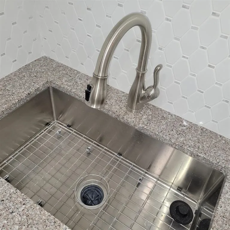 6777 Dandison Boulevard West Bloomfield Charter Township, MI 48324