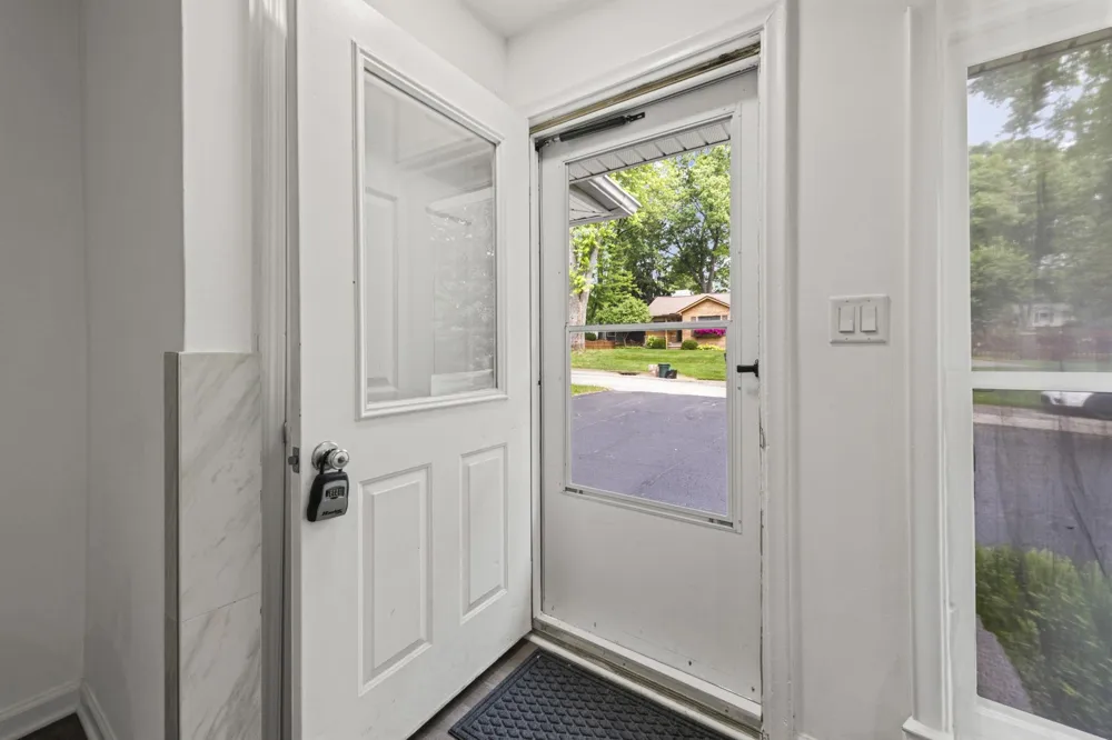 6777 Dandison Boulevard West Bloomfield Charter Township, MI 48324