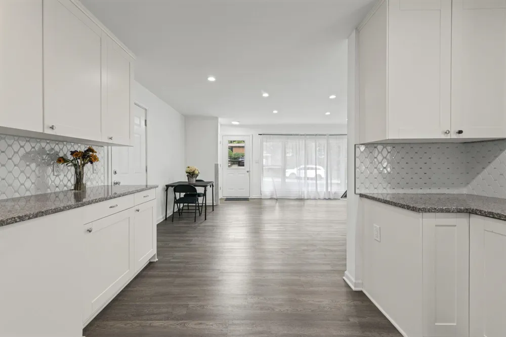 6777 Dandison Boulevard West Bloomfield Charter Township, MI 48324