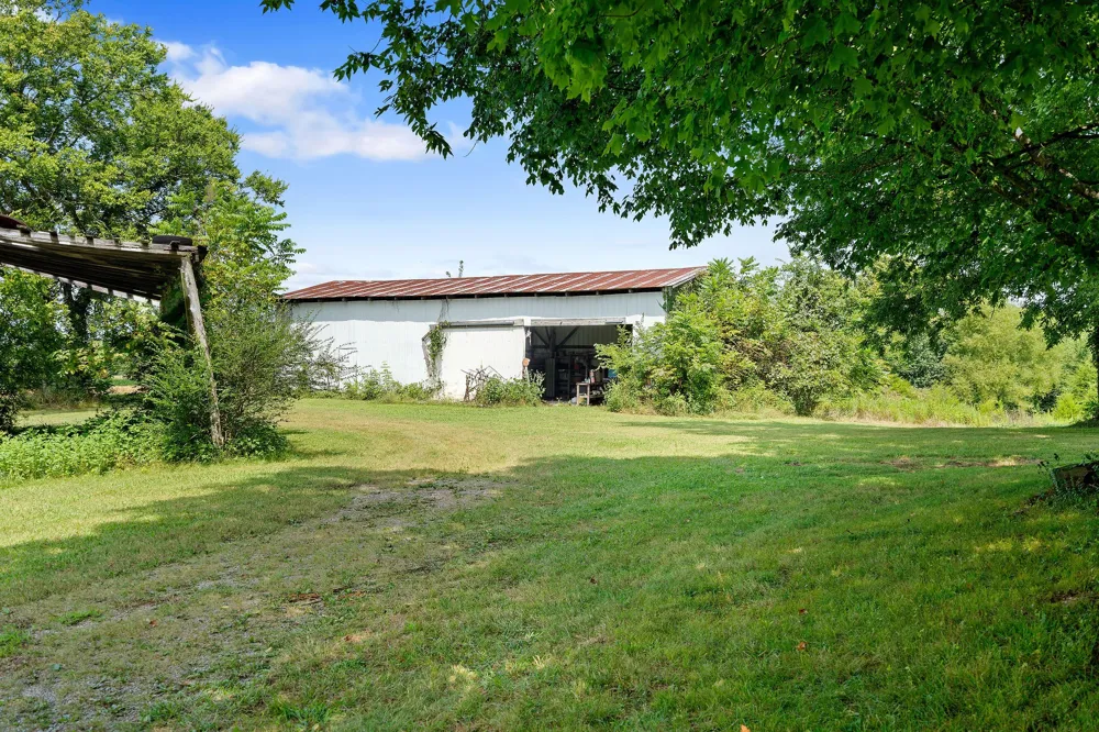 3600 Nashville Hwy Lewisburg, TN 37091