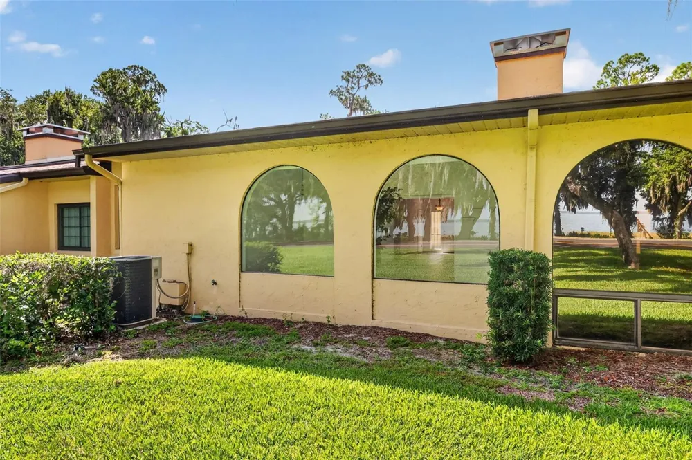 1111 LAKESHORE DRIVE #C3 Eustis, FL 32726