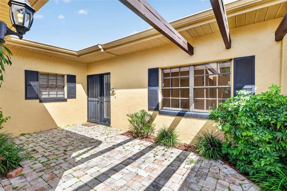 1111 LAKESHORE DRIVE #C3 Eustis, FL 32726