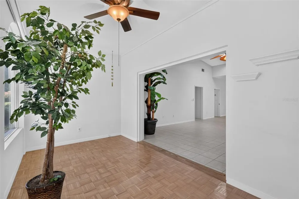 1111 LAKESHORE DRIVE #C3 Eustis, FL 32726