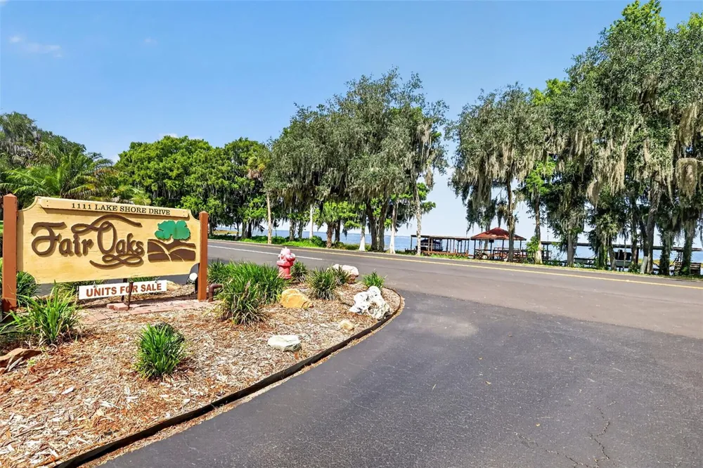 1111 LAKESHORE DRIVE #C3 Eustis, FL 32726