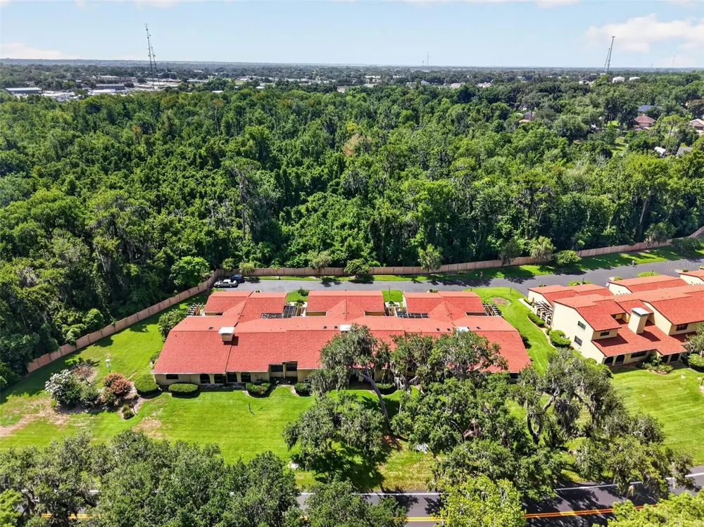 1111 LAKESHORE DRIVE #C3 Eustis, FL 32726