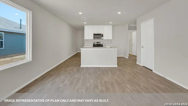 200 Langston Drive Maxwell, TX 78656