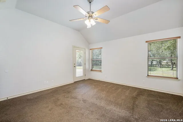 112 LEGACY TRCE La Vernia, TX 78121