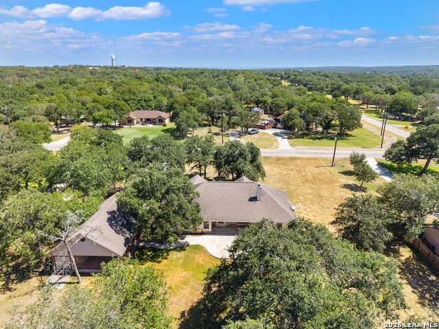 112 LEGACY TRCE La Vernia, TX 78121