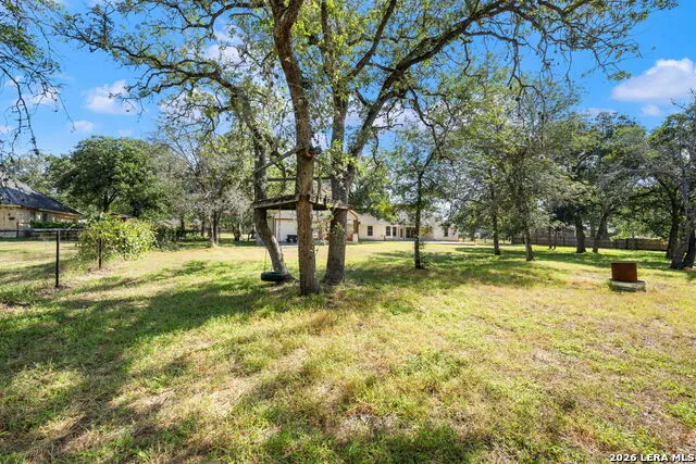 112 LEGACY TRCE La Vernia, TX 78121