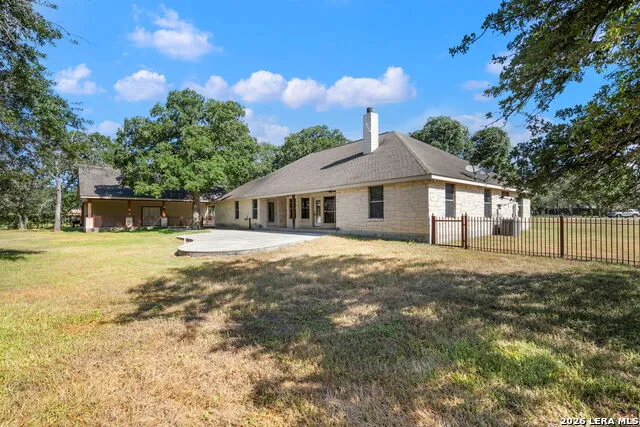 112 LEGACY TRCE La Vernia, TX 78121