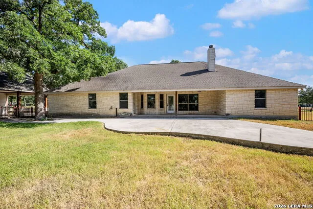 112 LEGACY TRCE La Vernia, TX 78121