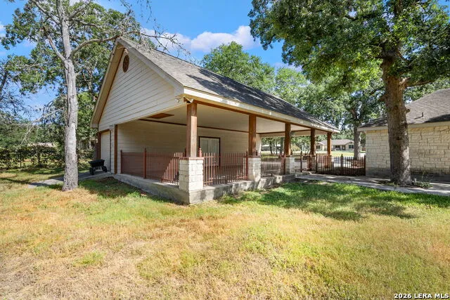 112 LEGACY TRCE La Vernia, TX 78121
