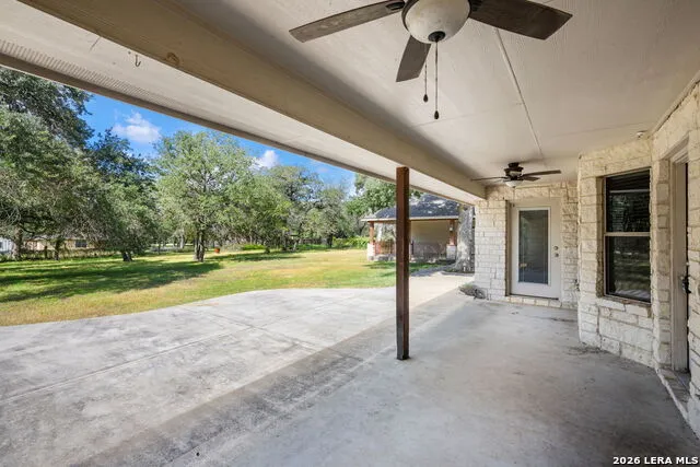 112 LEGACY TRCE La Vernia, TX 78121