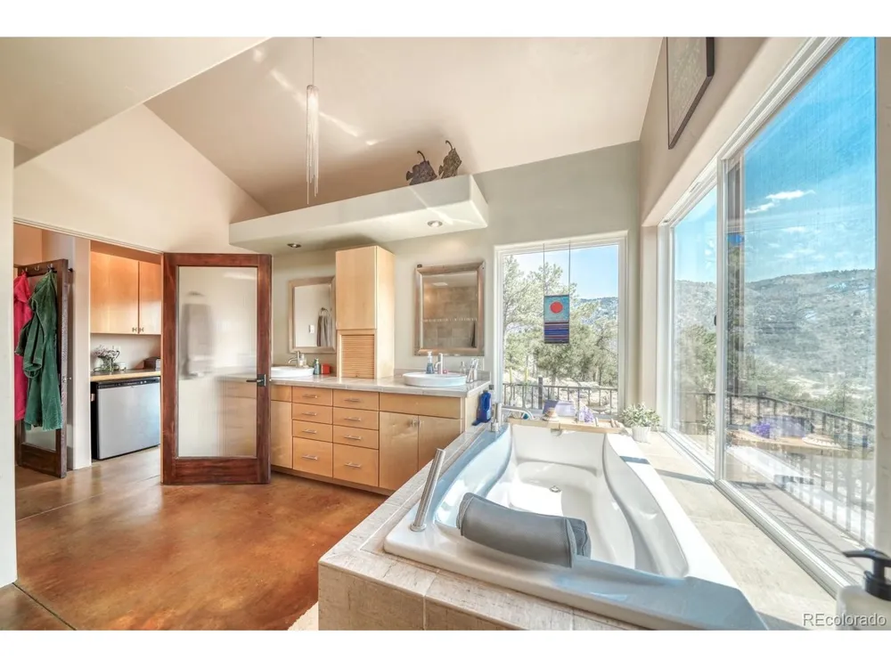 300 Sangre Way Canon City, CO 81212