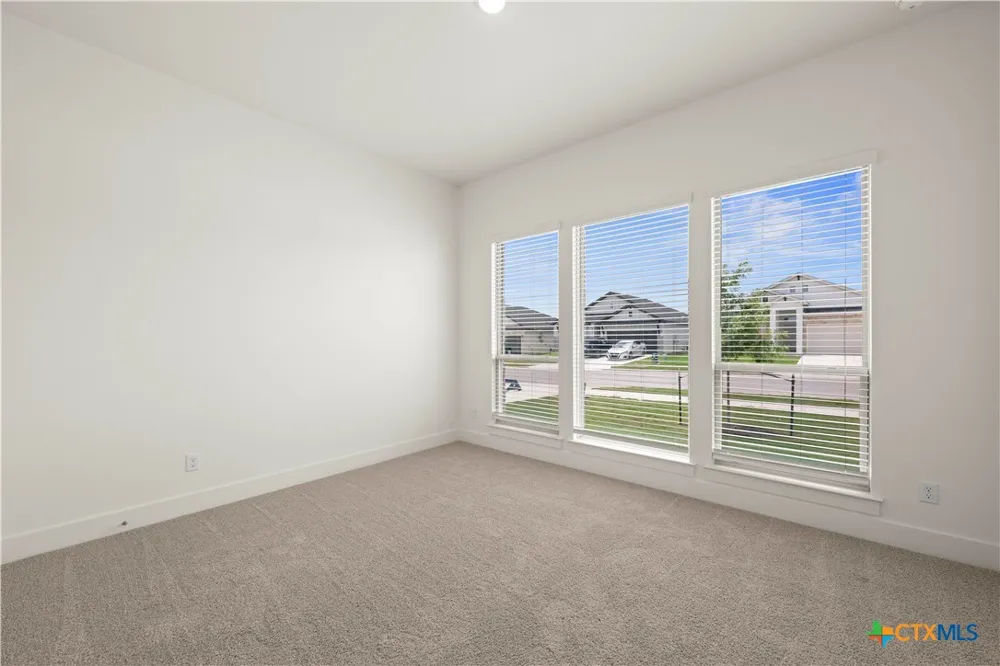 413 Mustang Loop Nolanville, TX 76559