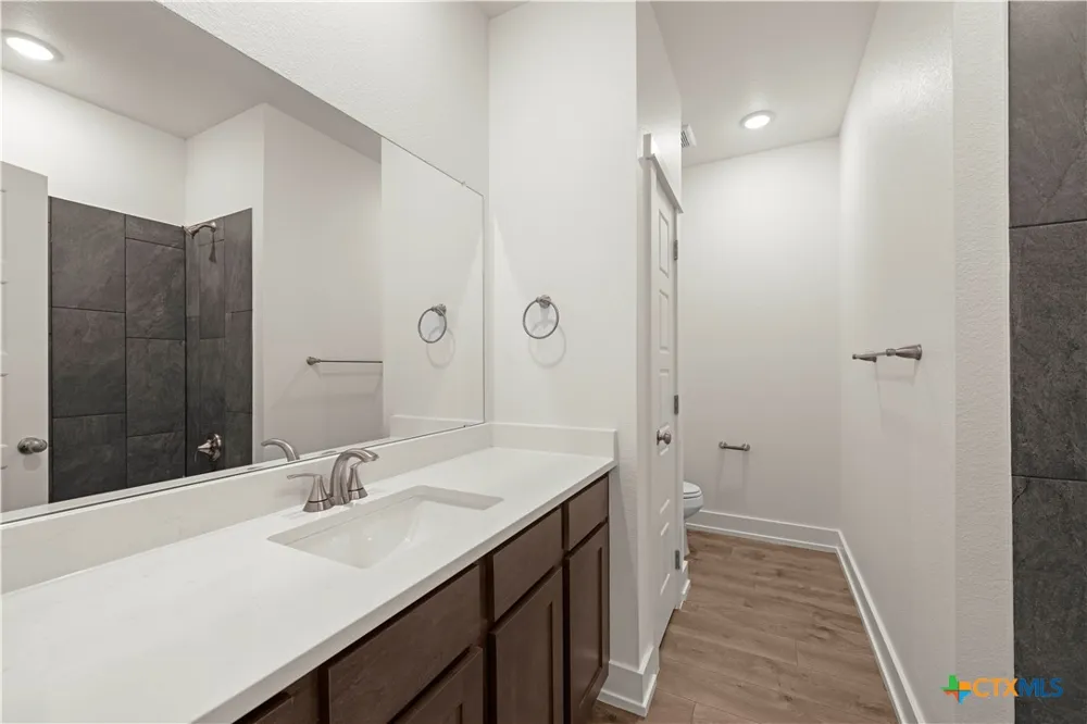 413 Mustang Loop Nolanville, TX 76559