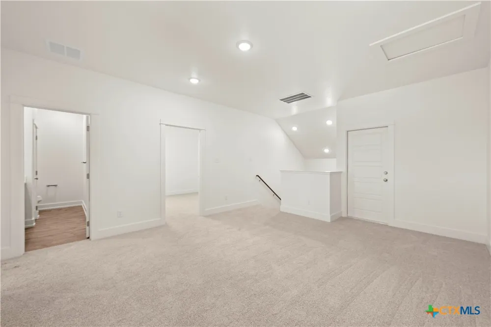 413 Mustang Loop Nolanville, TX 76559