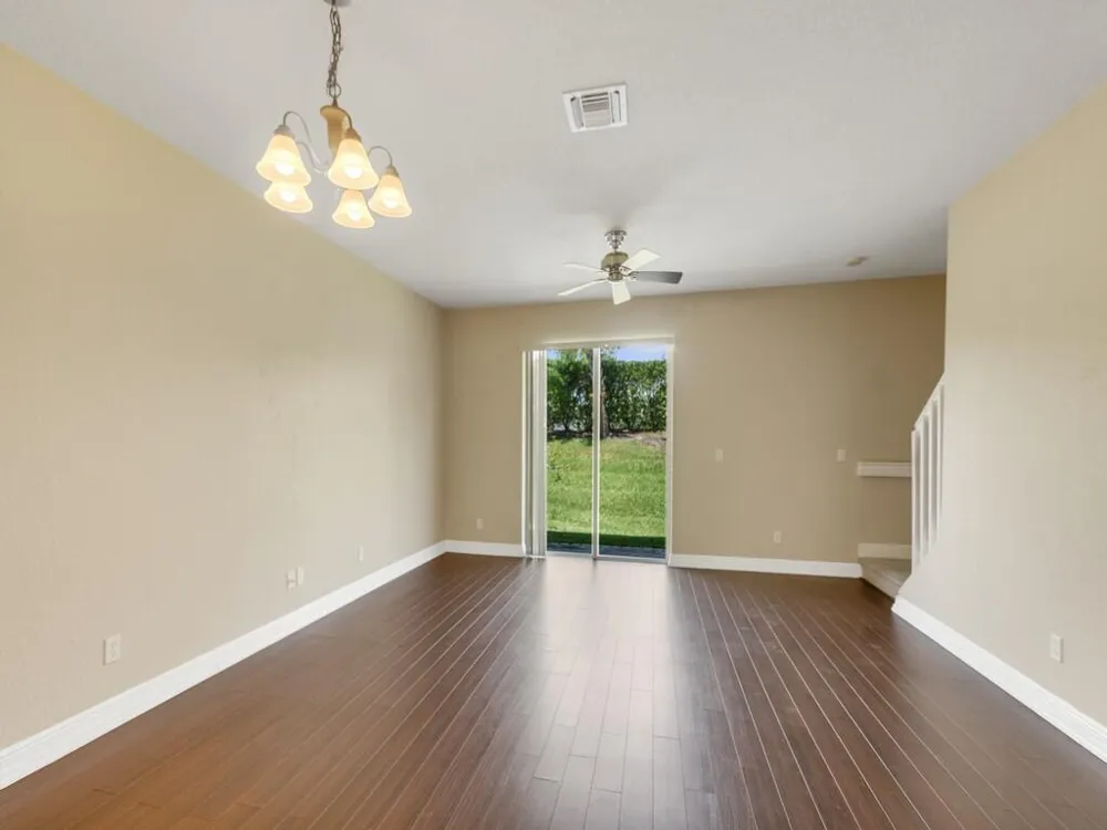 1189 Normandie Way Vero Beach, FL 32960