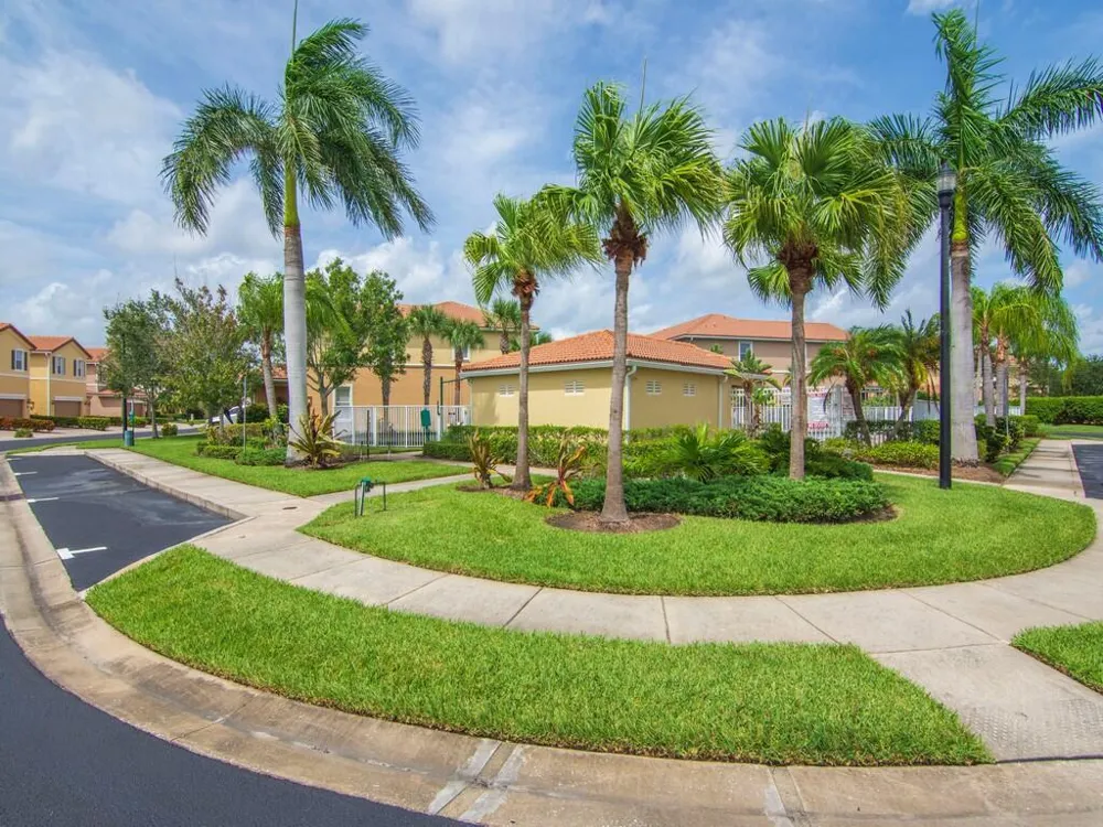 1189 Normandie Way Vero Beach, FL 32960