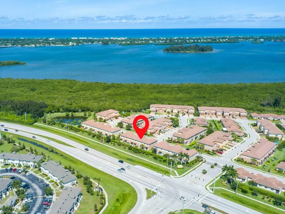 1189 Normandie Way Vero Beach, FL 32960