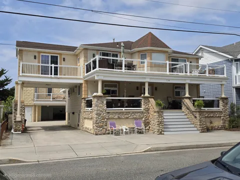 114 E Crocus Road