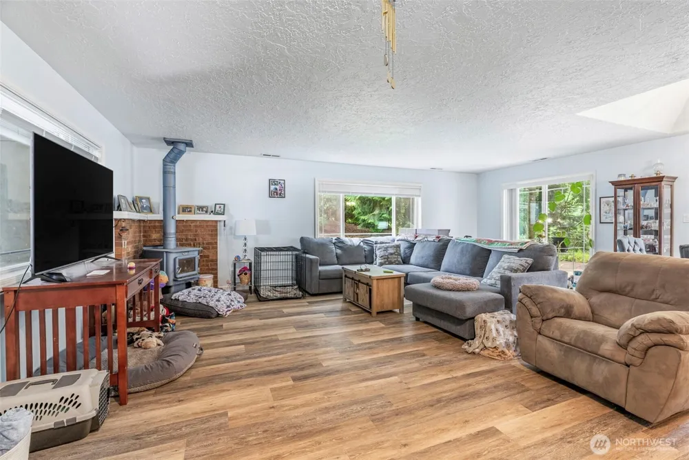 344 Rose Valley Road Kelso, WA 98626