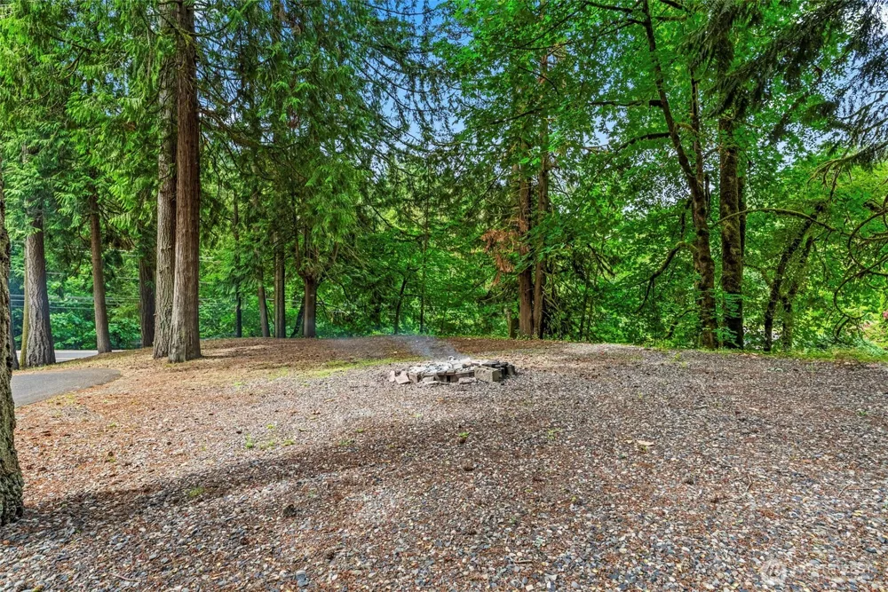 344 Rose Valley Road Kelso, WA 98626