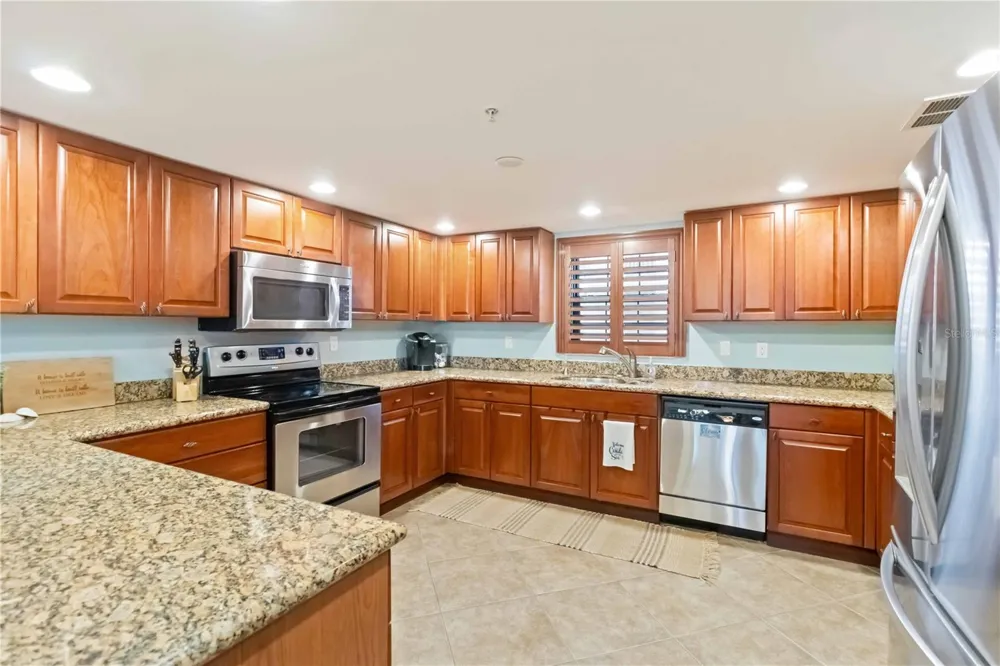 50 MEREDITH DRIVE #8 Englewood, FL 34223
